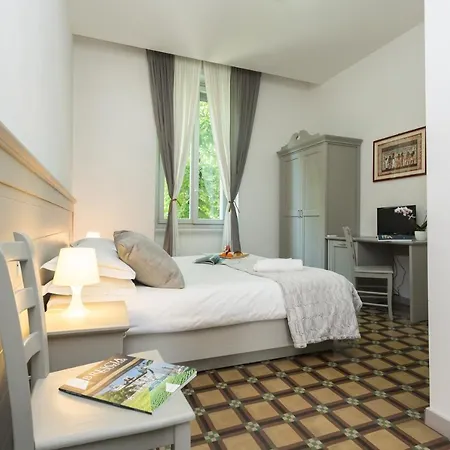 The Leoncino 4* Brescia