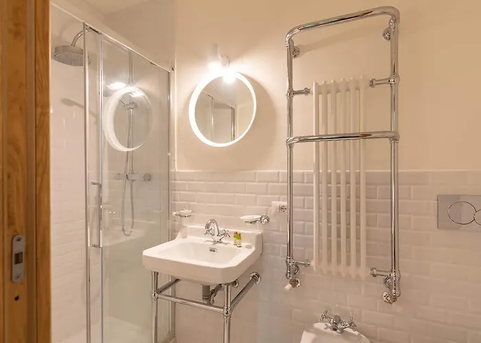 The Leoncino Hotel 4*