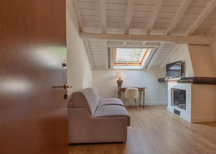 The Leoncino Hotel 4*