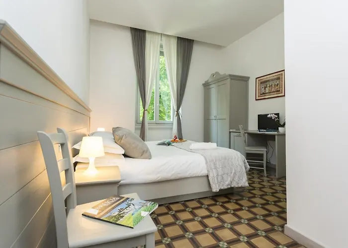 The Leoncino 4* Brescia